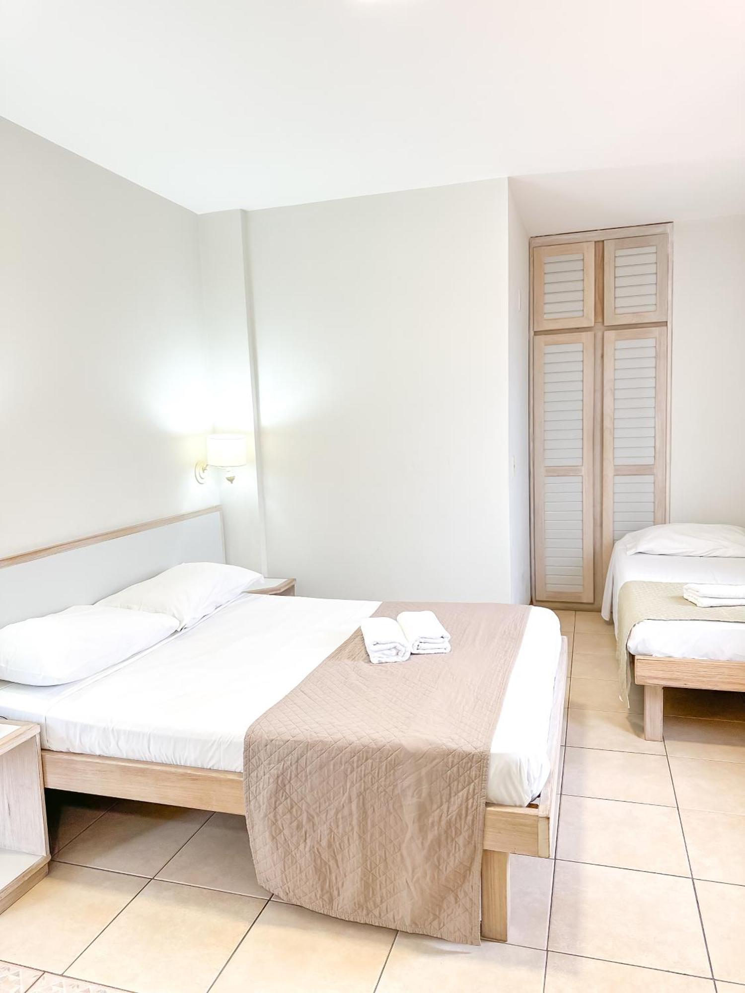 Gaivotas Hotel 3*